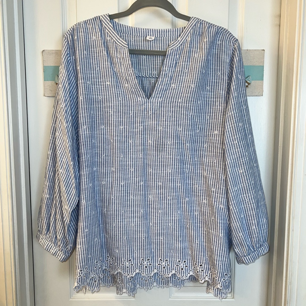 Old Navy Blue & White Stripe Eyelet Top Sz XL - Picture 4 of 8